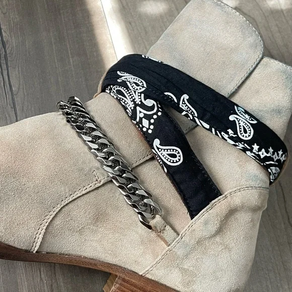 AMIRI Beige Ankle Boots with Chain and Bandana